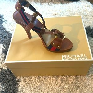 Michael Kors sandal Heels . Shoe style is seaport